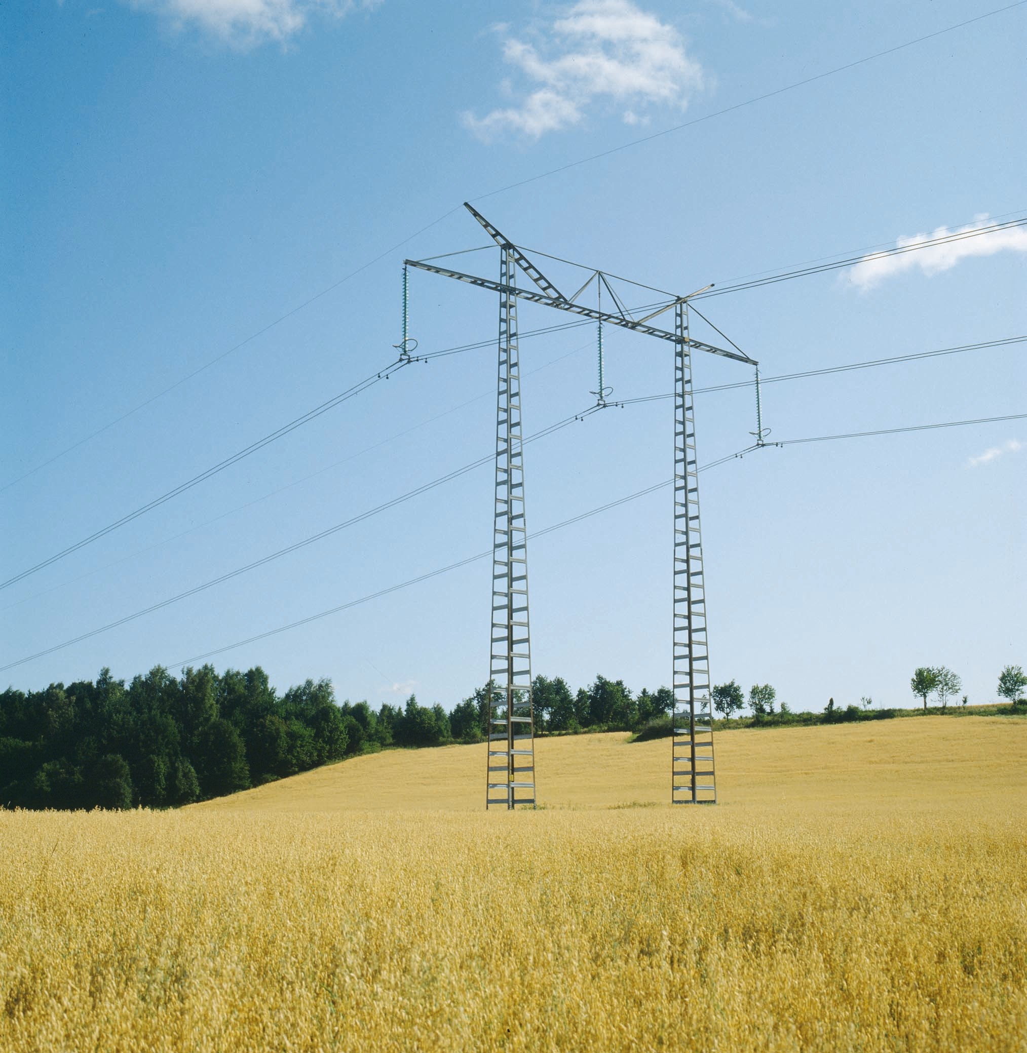 400Kv Sommar Foto Bodahlin